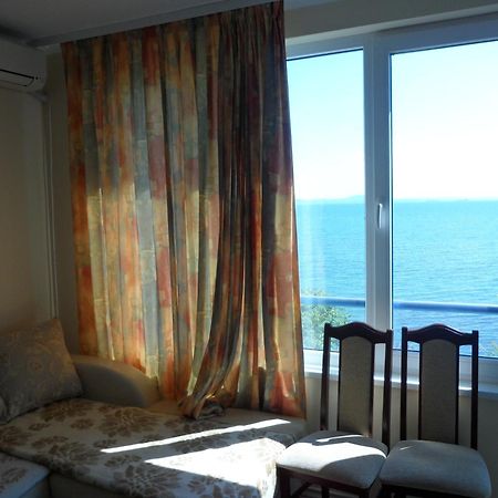 Blue Bay Palace Apart Complex Pomorie Exteriör bild