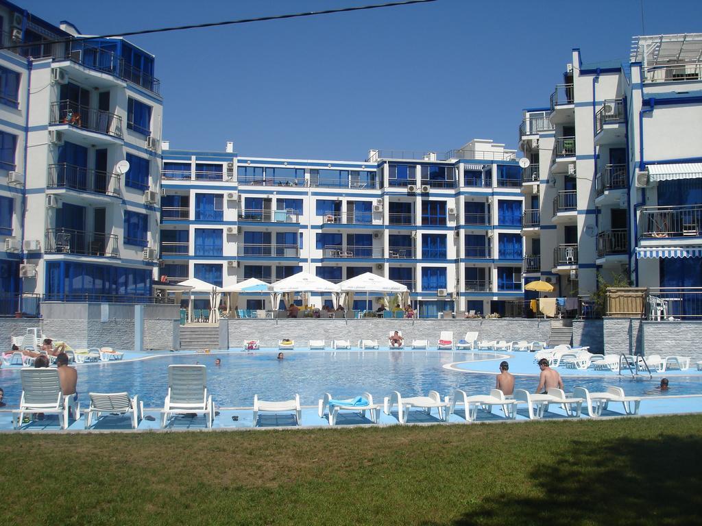 Blue Bay Palace Apart Complex Pomorie Exteriör bild