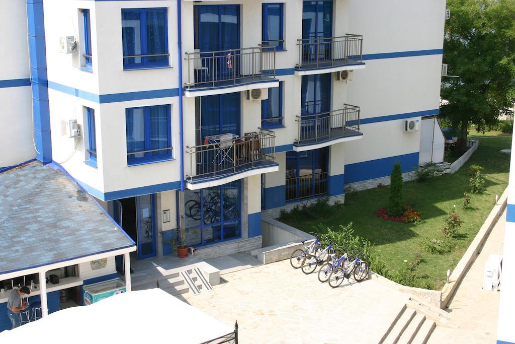 Blue Bay Palace Apart Complex Pomorie Exteriör bild
