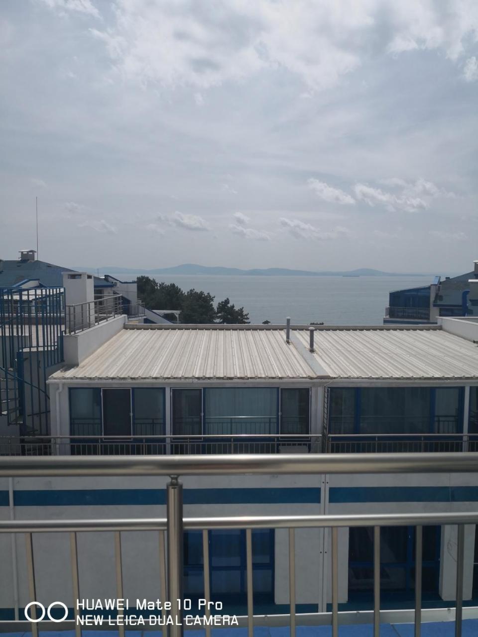 Blue Bay Palace Apart Complex Pomorie Exteriör bild